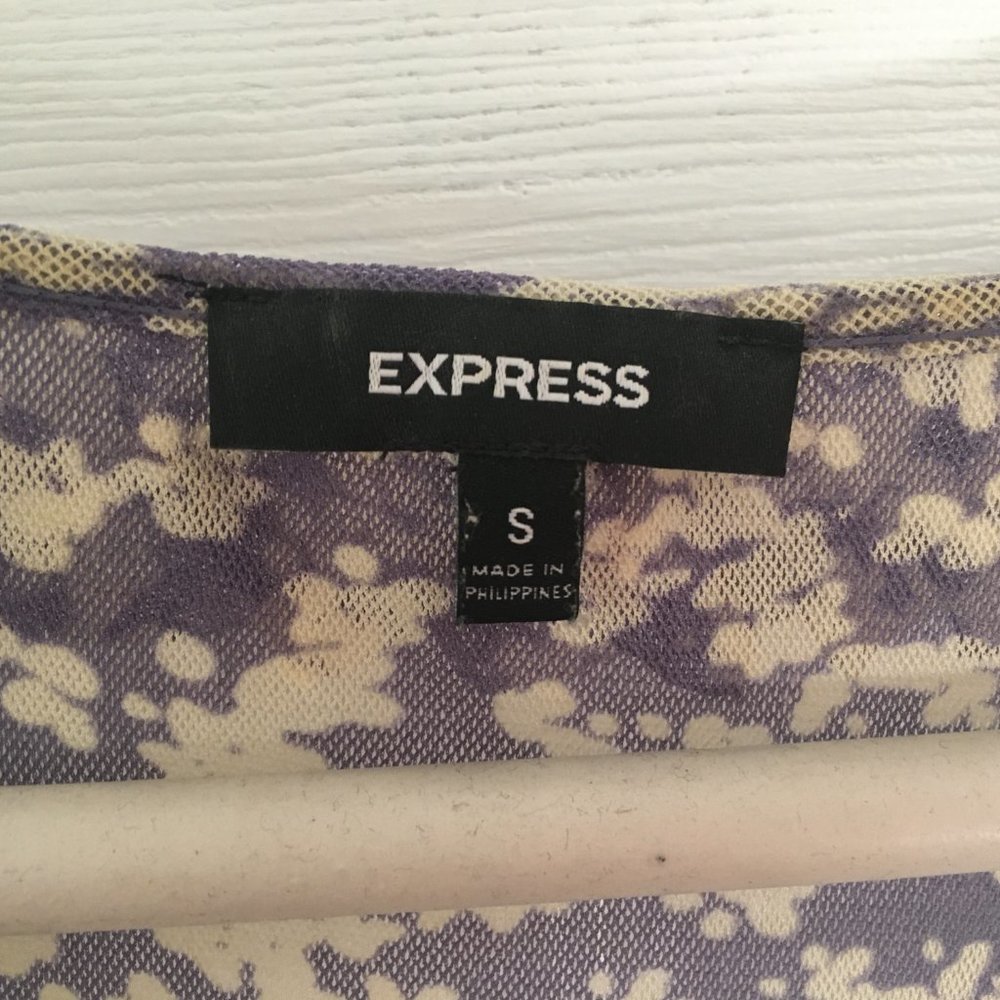 Fun Ruffles - Picture 2 of 2